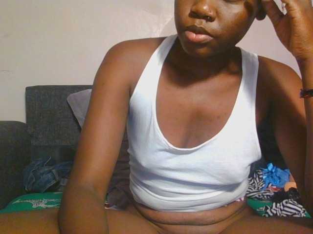 Midnightwhisper01 live cam on BongaCams