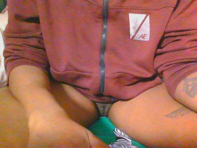Midnightwhisper01 live cam on BongaCams