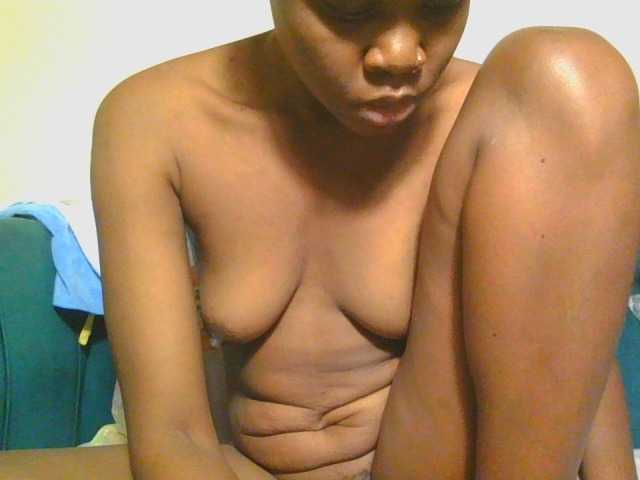 Midnightwhisper01 live cam on BongaCams
