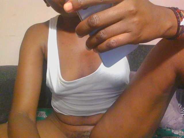 Midnightwhisper01 live cam on BongaCams