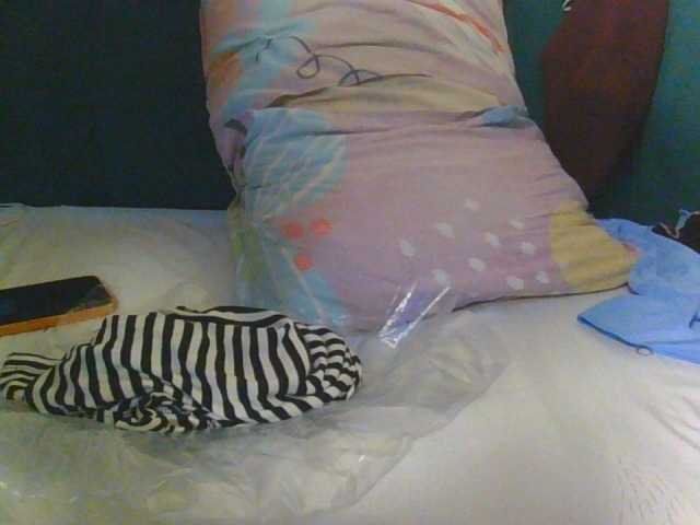 Midnightwhisper01 live cam on BongaCams