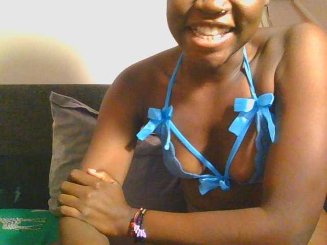 Midnightwhisper01 live cam on BongaCams