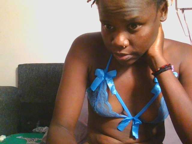 Midnightwhisper01 live cam on BongaCams