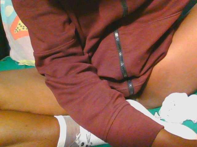 Midnightwhisper01 live cam on BongaCams