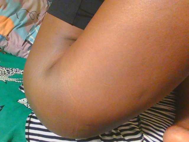 Midnightwhisper01 live cam on BongaCams