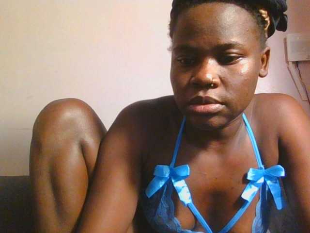 Midnightwhisper01 live cam on BongaCams