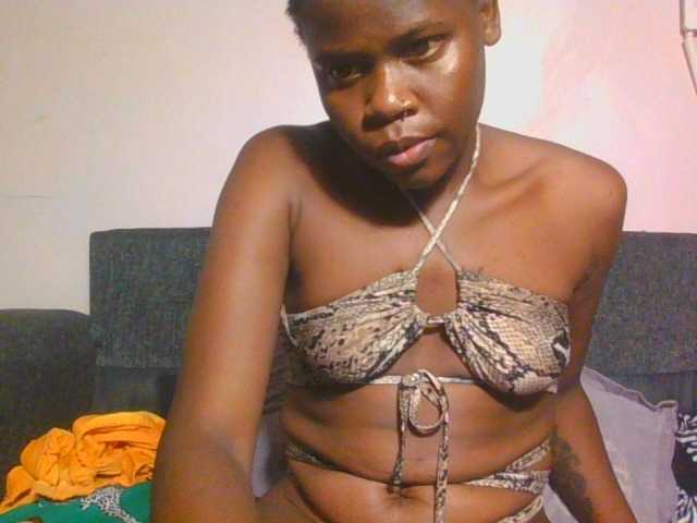 Midnightwhisper01 live cam on BongaCams