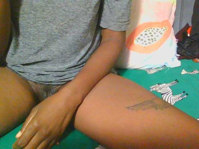 Midnightwhisper01 live cam on BongaCams