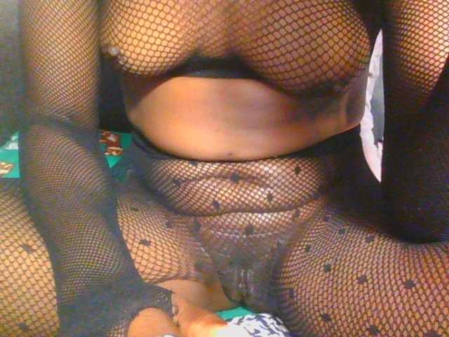 Midnightwhisper01 live cam on BongaCams
