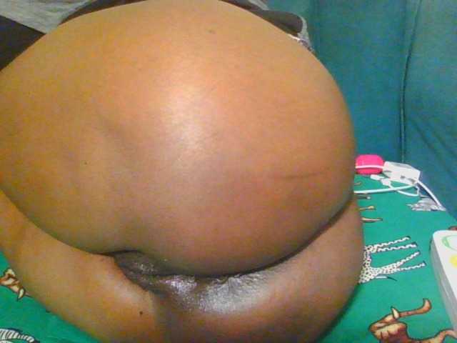 Midnightwhisper01 live cam on BongaCams