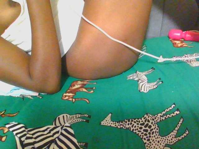 Midnightwhisper01 live cam on BongaCams