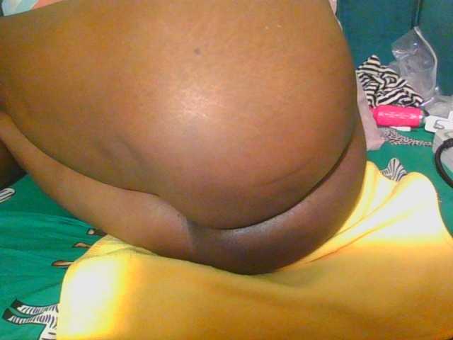 Midnightwhisper01 live cam on BongaCams