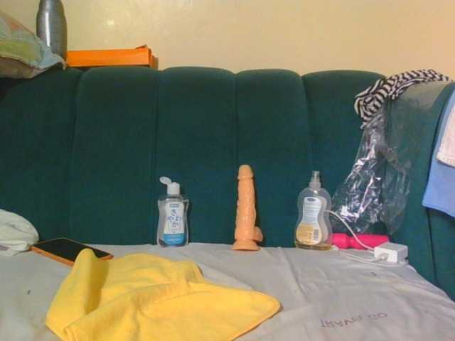 Midnightwhisper01 live cam on BongaCams