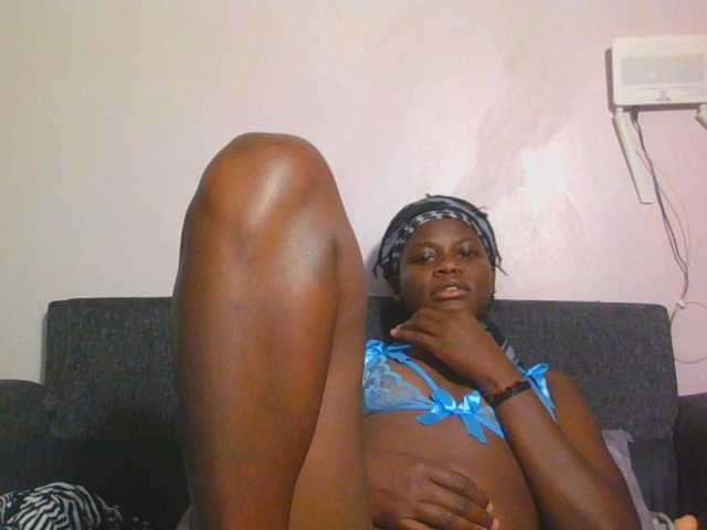Midnightwhisper01 live cam on BongaCams