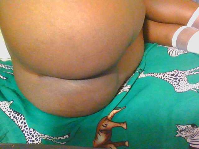 Midnightwhisper01 live cam on BongaCams