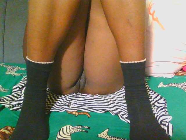 Midnightwhisper01 live cam on BongaCams