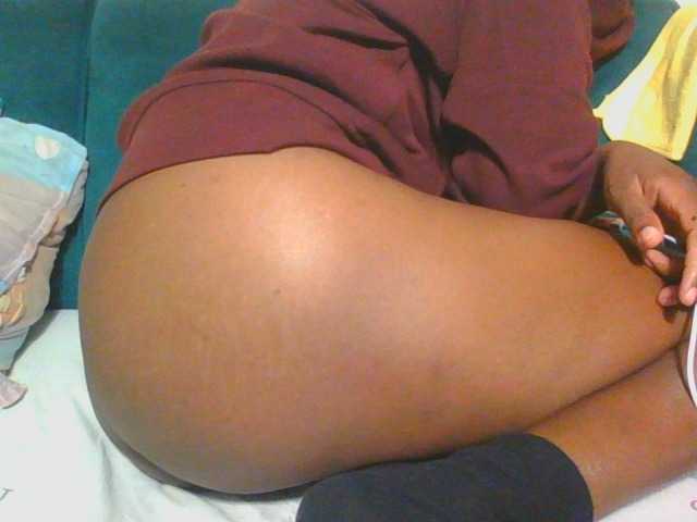 Midnightwhisper01 live cam on BongaCams