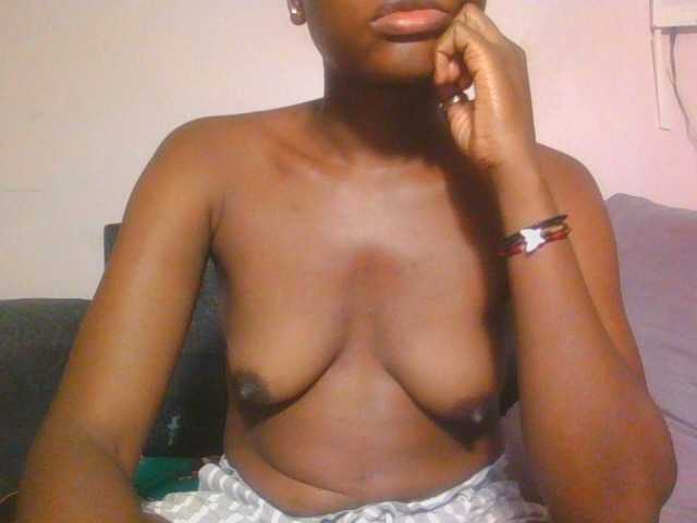 Midnightwhisper01 live cam on BongaCams