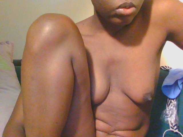Midnightwhisper01 live cam on BongaCams