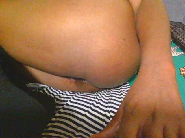 Midnightwhisper01 live cam on BongaCams