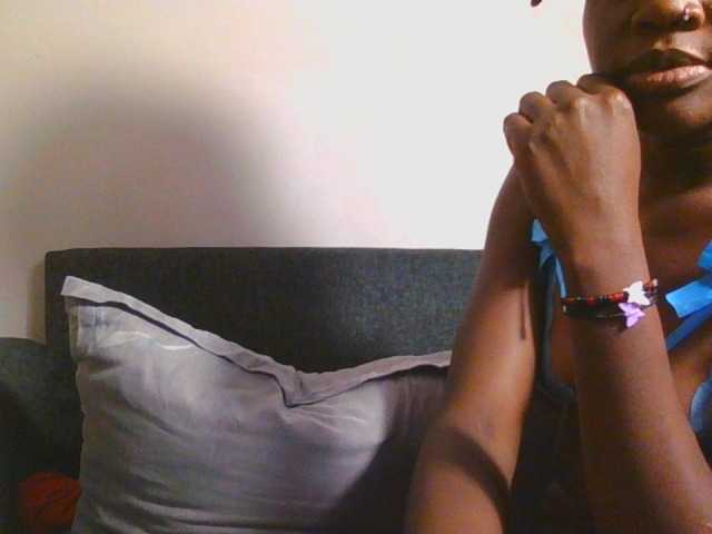 Midnightwhisper01 live cam on BongaCams