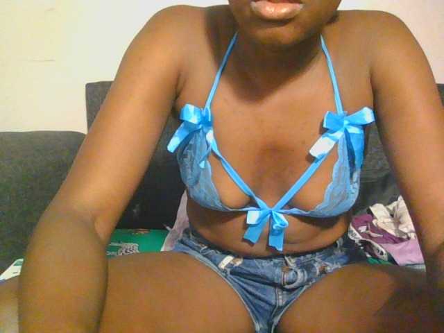 Midnightwhisper01 live cam on BongaCams