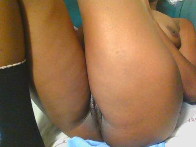 Midnightwhisper01 live cam on BongaCams