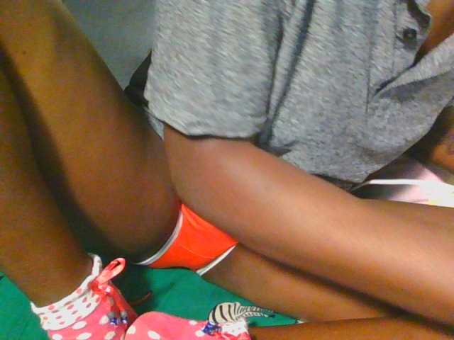Midnightwhisper01 live cam on BongaCams