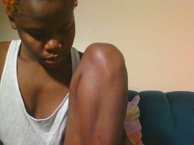 Midnightwhisper01 live cam on BongaCams