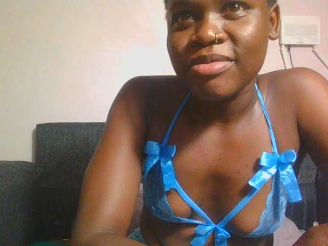 Midnightwhisper01 live cam on BongaCams