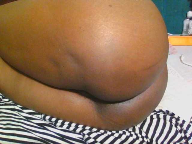 Midnightwhisper01 live cam on BongaCams