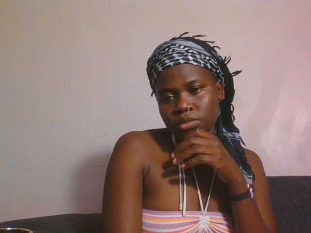 Midnightwhisper01 live cam on BongaCams
