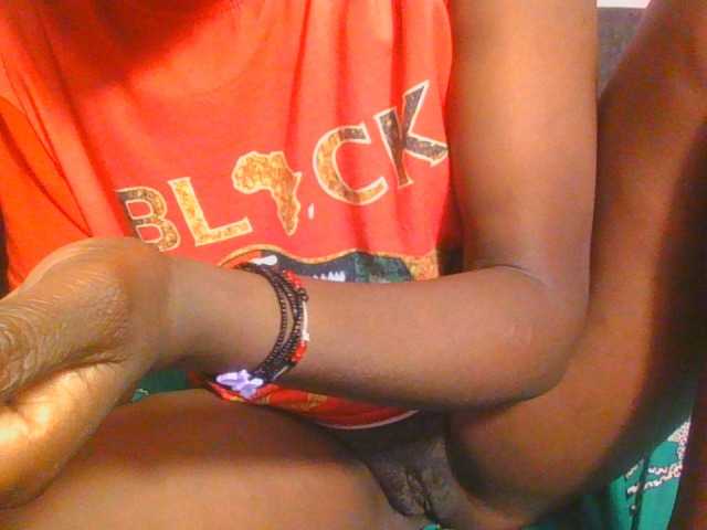 Midnightwhisper01 live cam on BongaCams