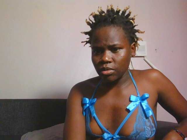 Midnightwhisper01 live cam on BongaCams