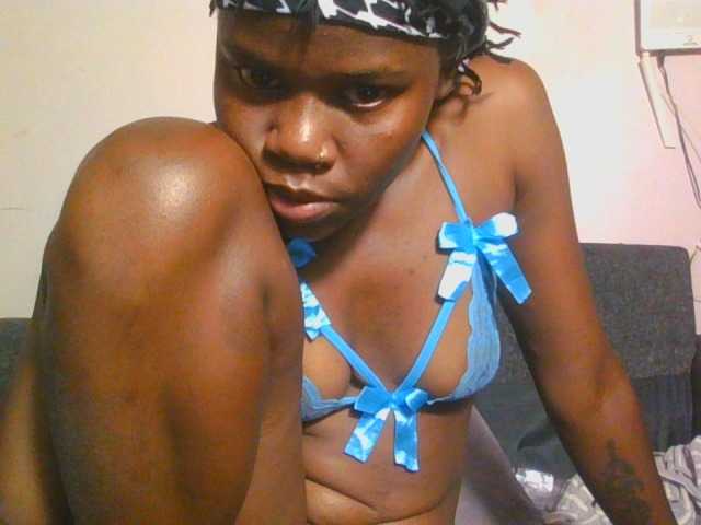 Midnightwhisper01 live cam on BongaCams