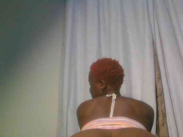 Midnightwhisper01 webcam