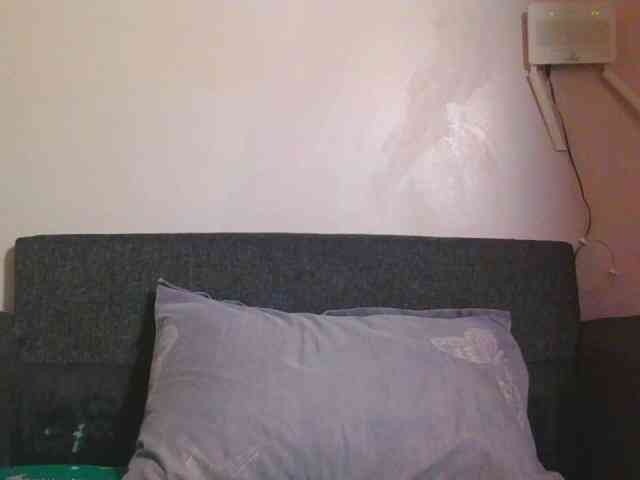 Midnightwhisper01 webcam