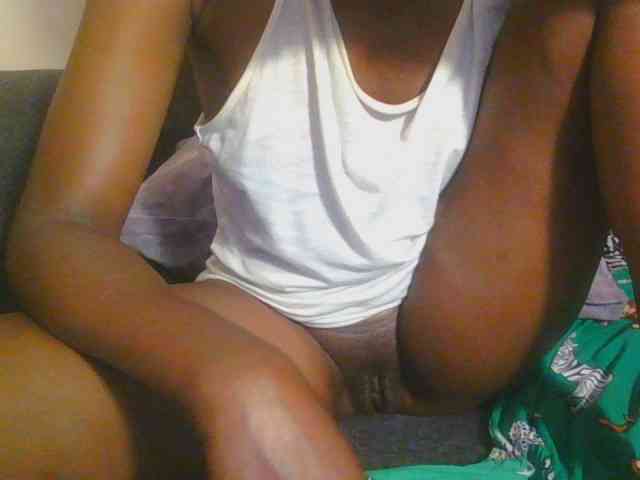 Midnightwhisper01 webcam
