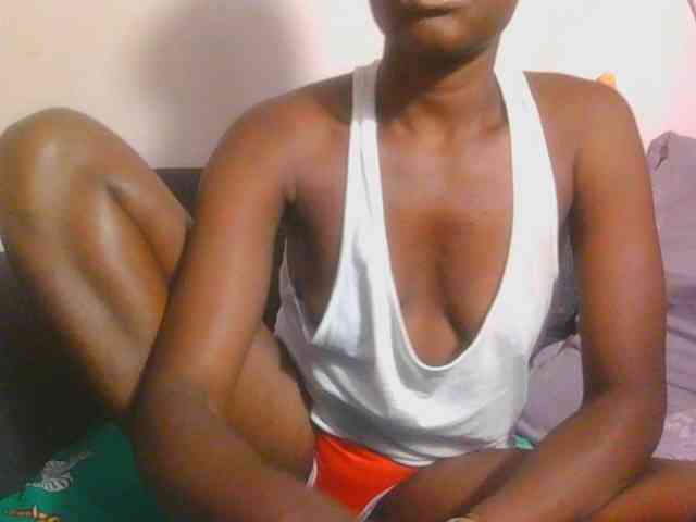 Midnightwhisper01 webcam