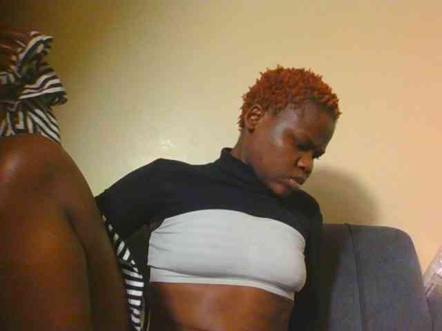 Midnightwhisper01 webcam