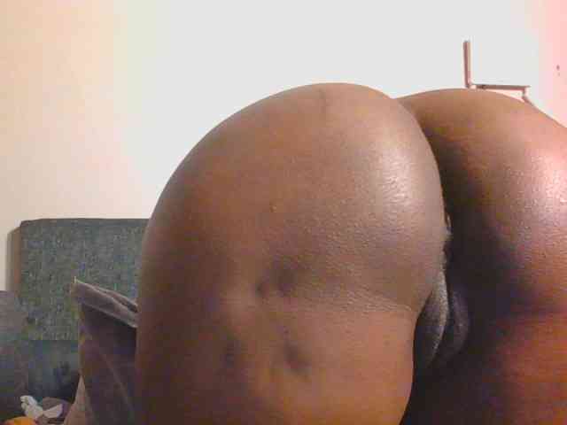 Midnightwhisper01 webcam