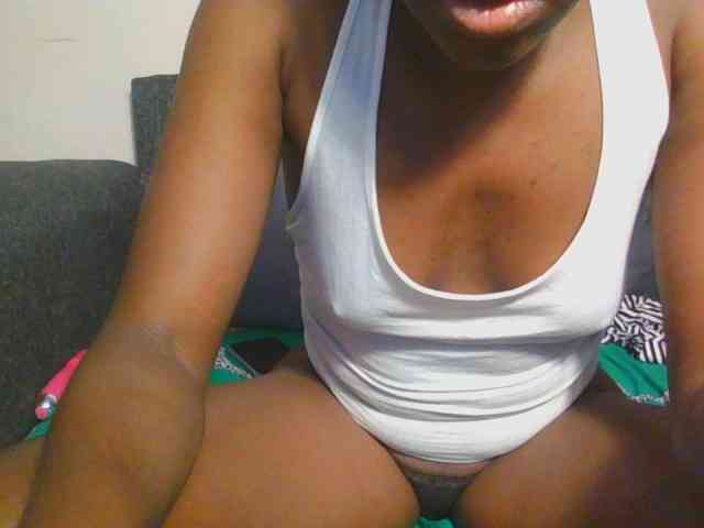 Midnightwhisper01 webcam