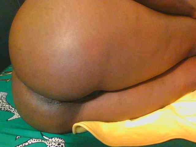 Midnightwhisper01 webcam