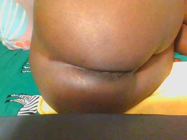 Midnightwhisper01 webcam