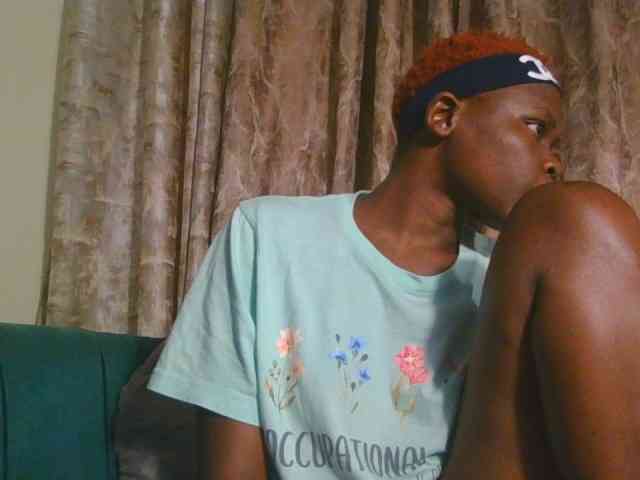 Midnightwhisper01 webcam