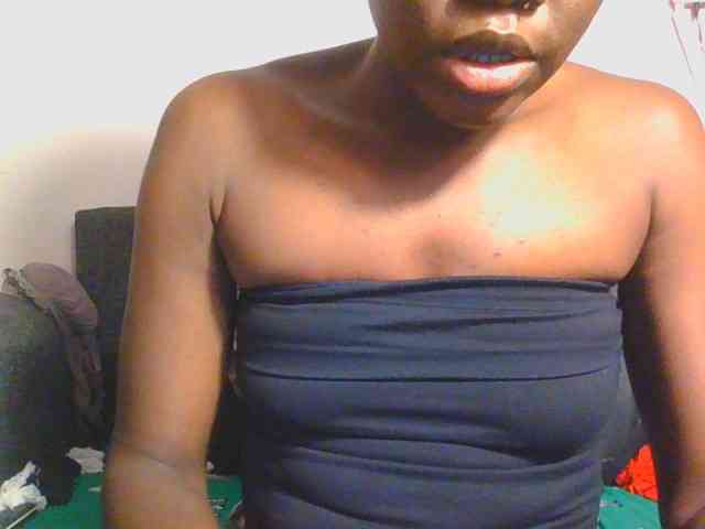 Midnightwhisper01 webcam