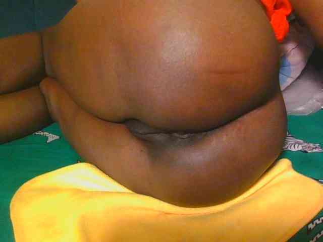 Midnightwhisper01 webcam