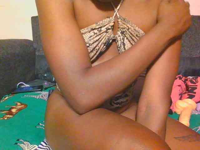 Midnightwhisper01 webcam
