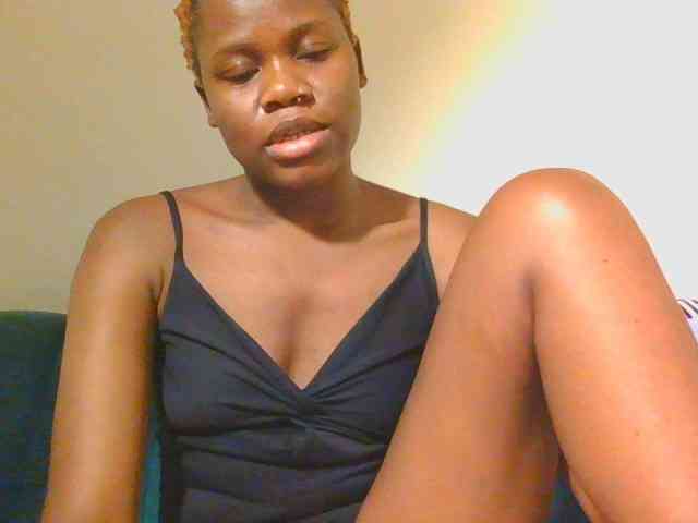 Midnightwhisper01 webcam