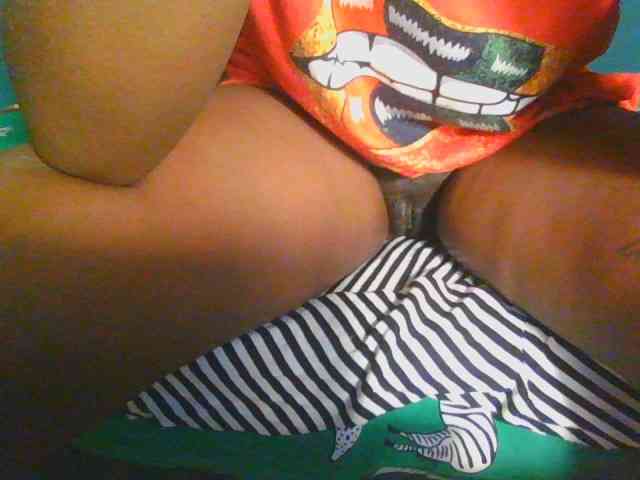 Midnightwhisper01 webcam